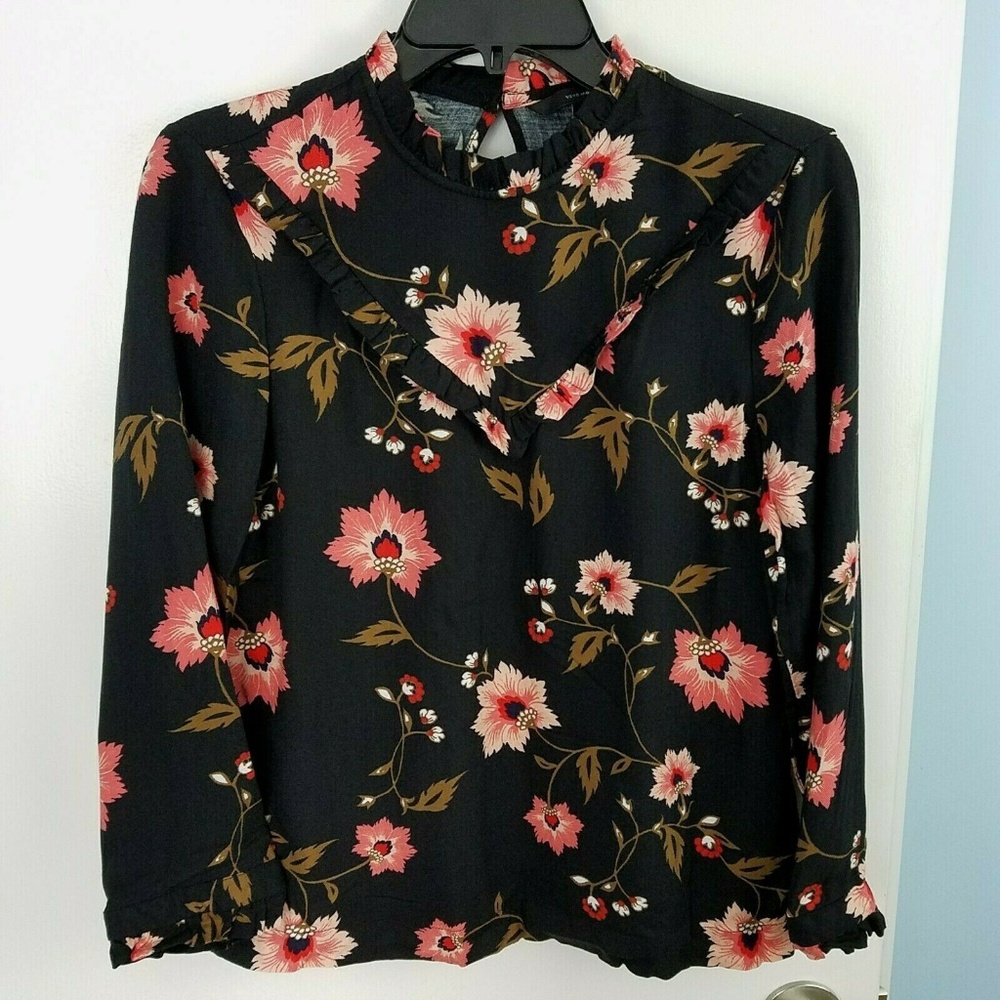 NWOT Vero Moda Nadia 7/8 Floral Long Sleeve Top